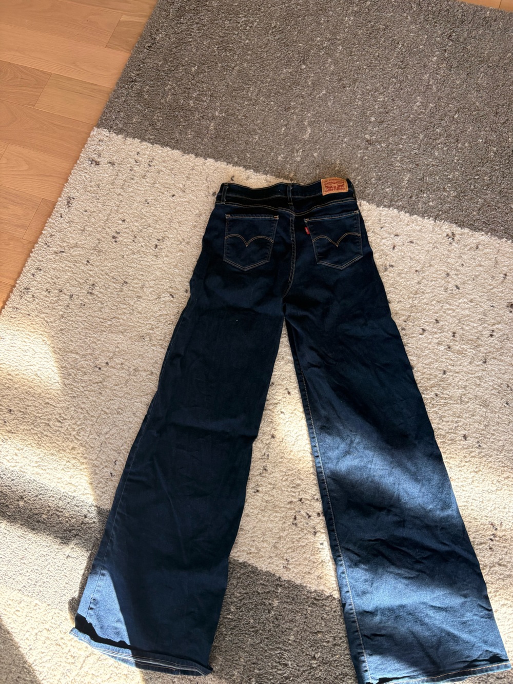Levi's Women's Dark Blue Wide-Leg Flare Jeans
